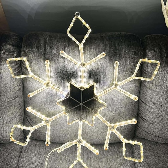 Pure White Snowflake LED String Lights - Picture 2 of 4